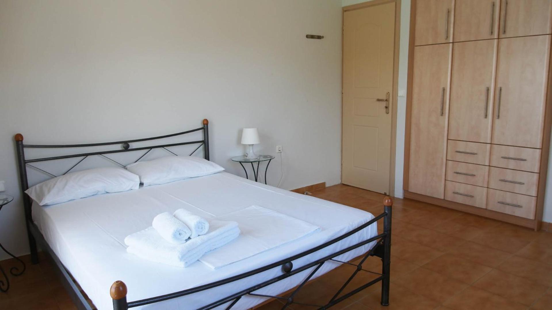 Guest House Suga 1 Qeparo Habitación foto